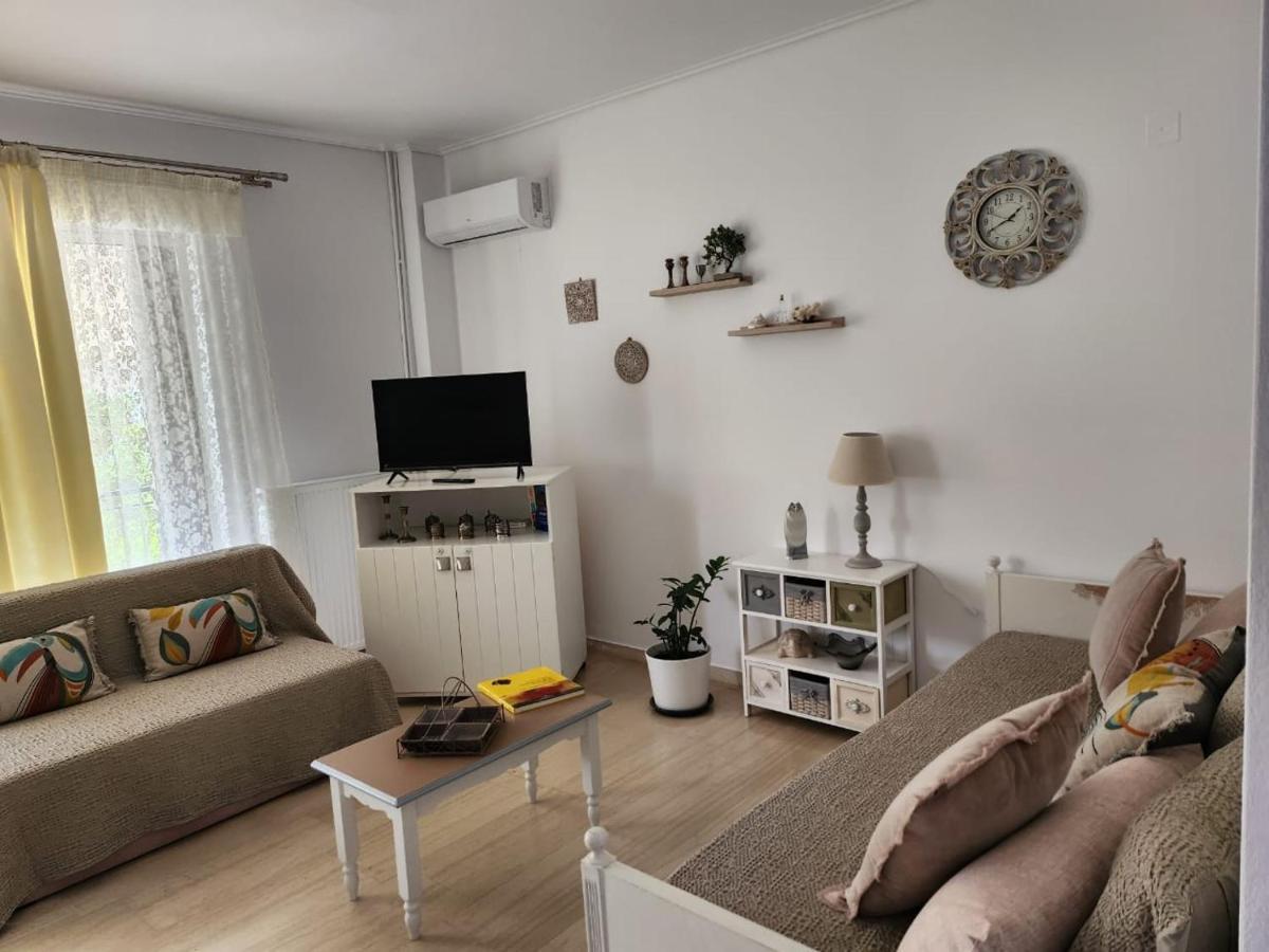 Queen Aspri Apartment 3' Min To The Beach! Antikyra Esterno foto