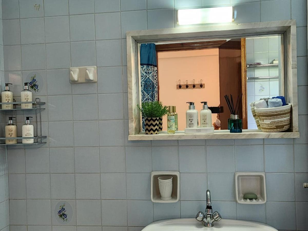 Queen Aspri Apartment 3' Min To The Beach! Antikyra Esterno foto