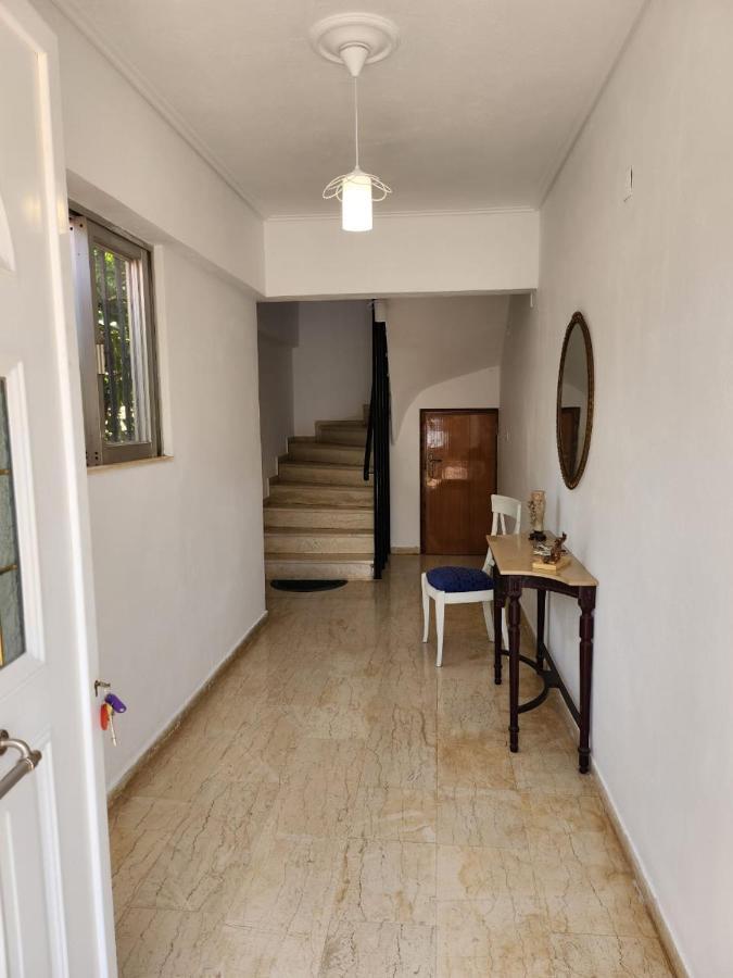 Queen Aspri Apartment 3' Min To The Beach! Antikyra Esterno foto