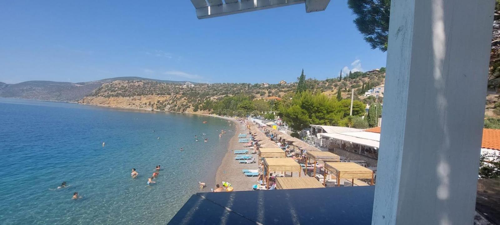 Queen Aspri Apartment 3' Min To The Beach! Antikyra Esterno foto